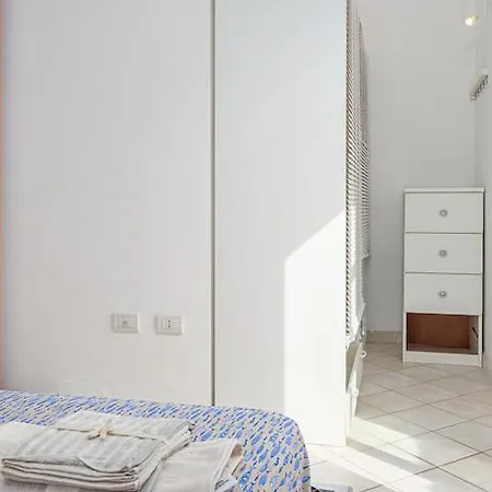 Apartmán In A 800 Mt Dalla Porto San Paolo (Sardinia)