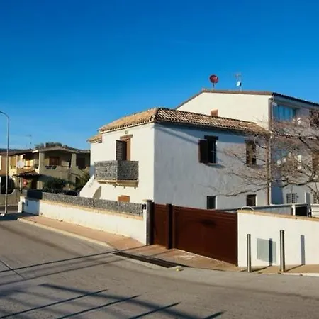 In A 800 Mt Dalla Appartement Porto San Paolo (Sardinia)