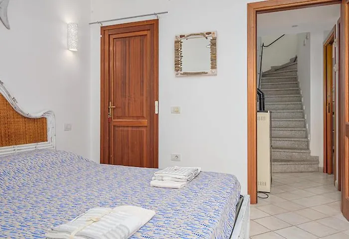 Apartamento In A 800 Mt Dalla Porto San Paolo (Sardinia)